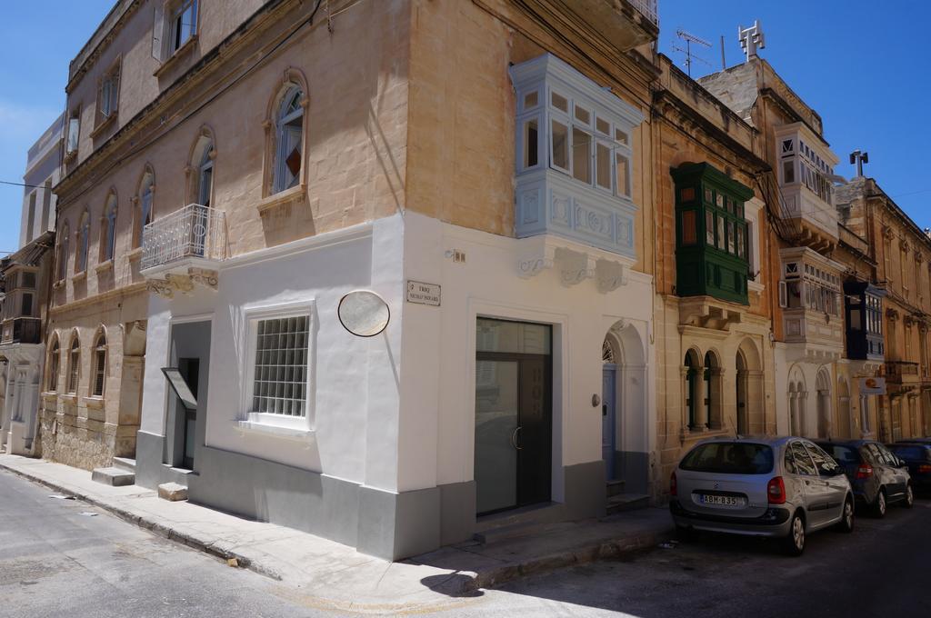 People & Places Sliema